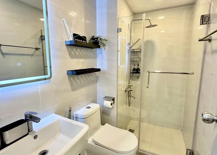 Spacious Staycation In Soho Mandaluyong Across Shangri-la Mall Manila